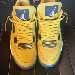 Air jordan 4 retro lightning